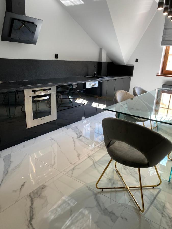 דירות ביטוב Atmosfera Apartament 8 מראה חיצוני תמונה